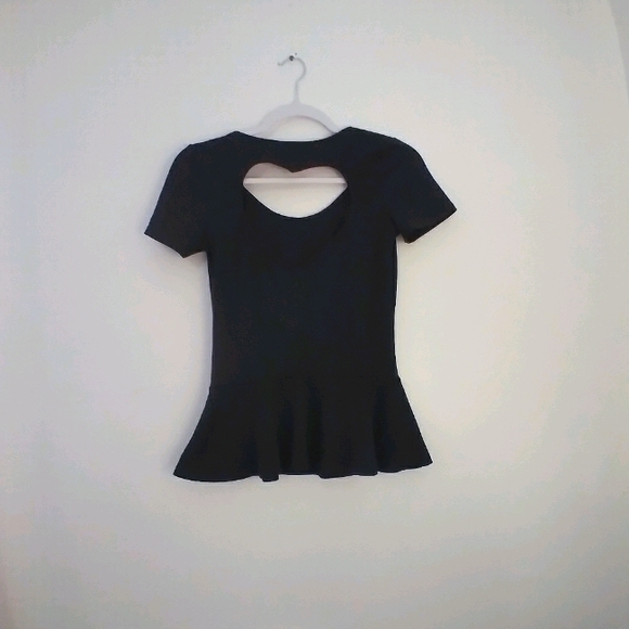 Heart cut out pac sun top - Picture 1 of 3